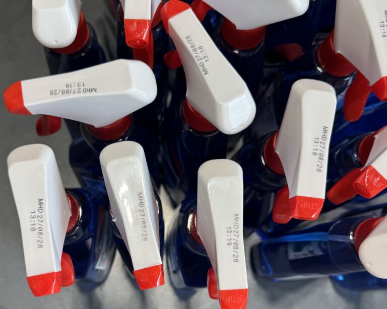 Zuverlässige Kennzeichnung in der Chemiebranche